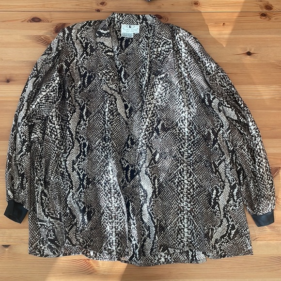 FLORA KUNG Silk Suit - Picture 5 of 15